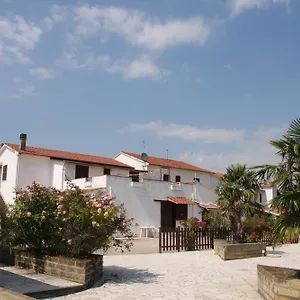  Hotel Dory