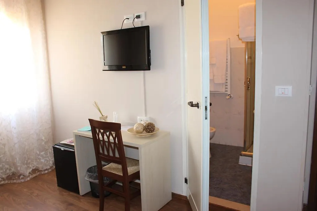 B&B I' Chivi Incisa in Val d'Arno بيت ضيافة